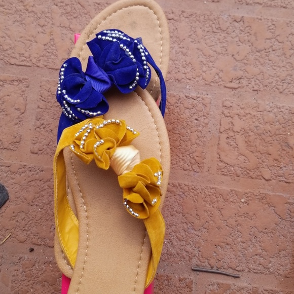 Sandals - Picture 5 of 5